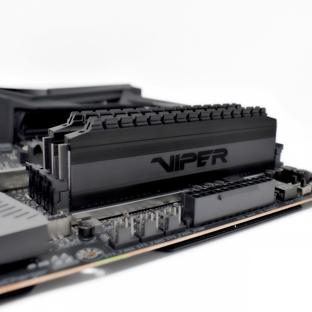 MEM DDR4 PATRIOT VIPER BLACKOUT 16GB(2x8GB)4000MHZ UDIMM PVB416G400C9K